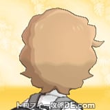 サンムーン男主人公の髪型ウェーブパーマ・髪色ライトベージュの後ろ姿